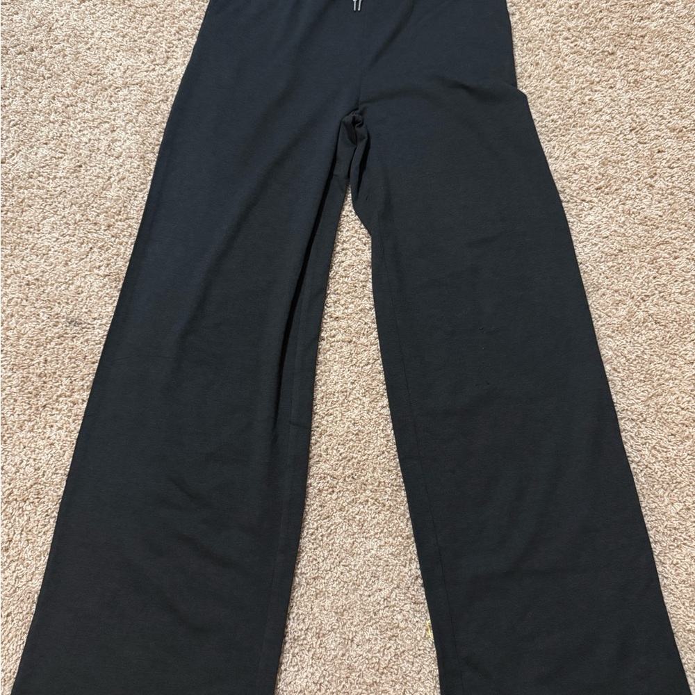 Halo Essential Wideleg Pant